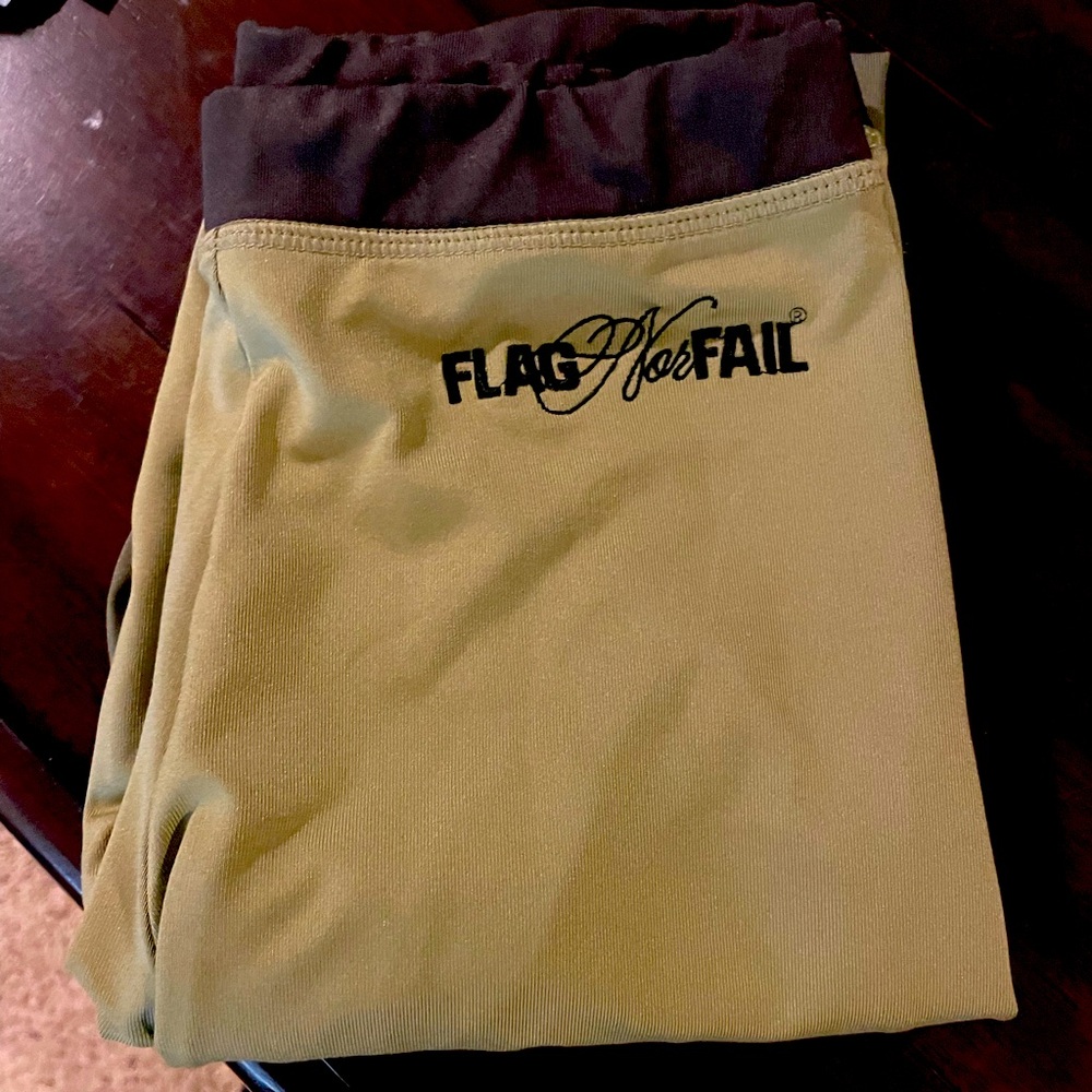 Women’s flag nor fail leggings
